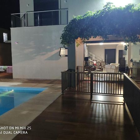 Villa Casa Moderna No Centro Proxima A Atracoes Turisticas Foz do Iguaçu Exterior foto